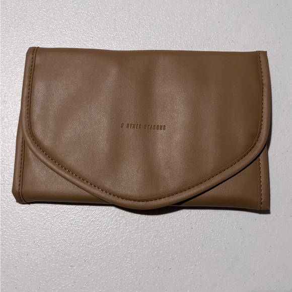 8 Other Reasons Brown Faux Leather Travel Jewelry Organizer Roll Clutch - Picture 1 of 12